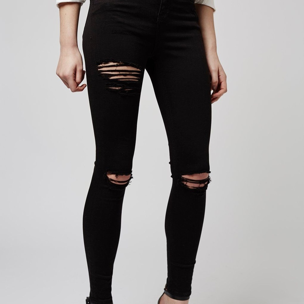 Topshop ripped black jamie jeans